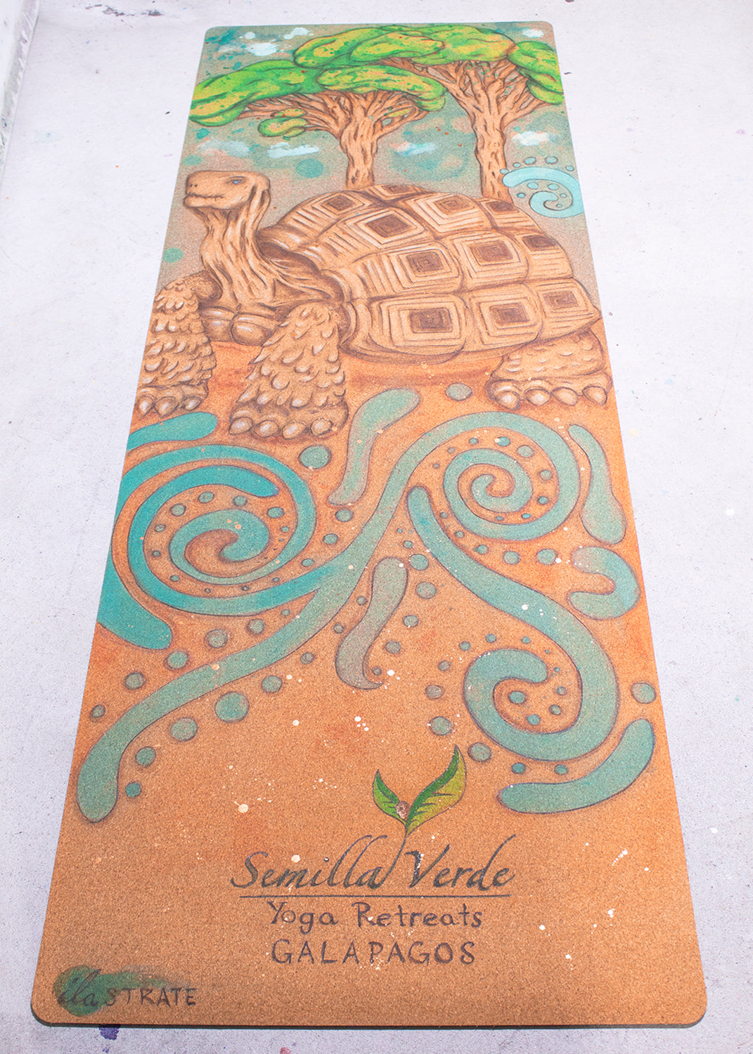 galapagos custom cork yoga mat semilla verde ilastrate